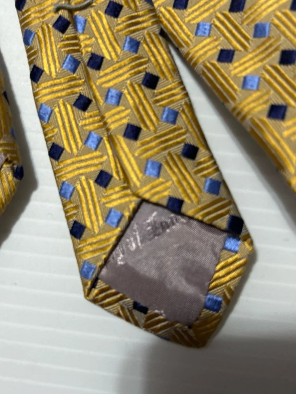 Men's Gold Geometric Pattern Tie with Navy Accents